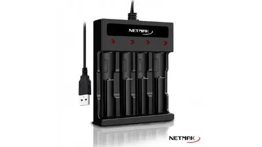 [5730] Cargador De Pilas Netmak Para 4 Pilas AA/AAA NM-CH5 